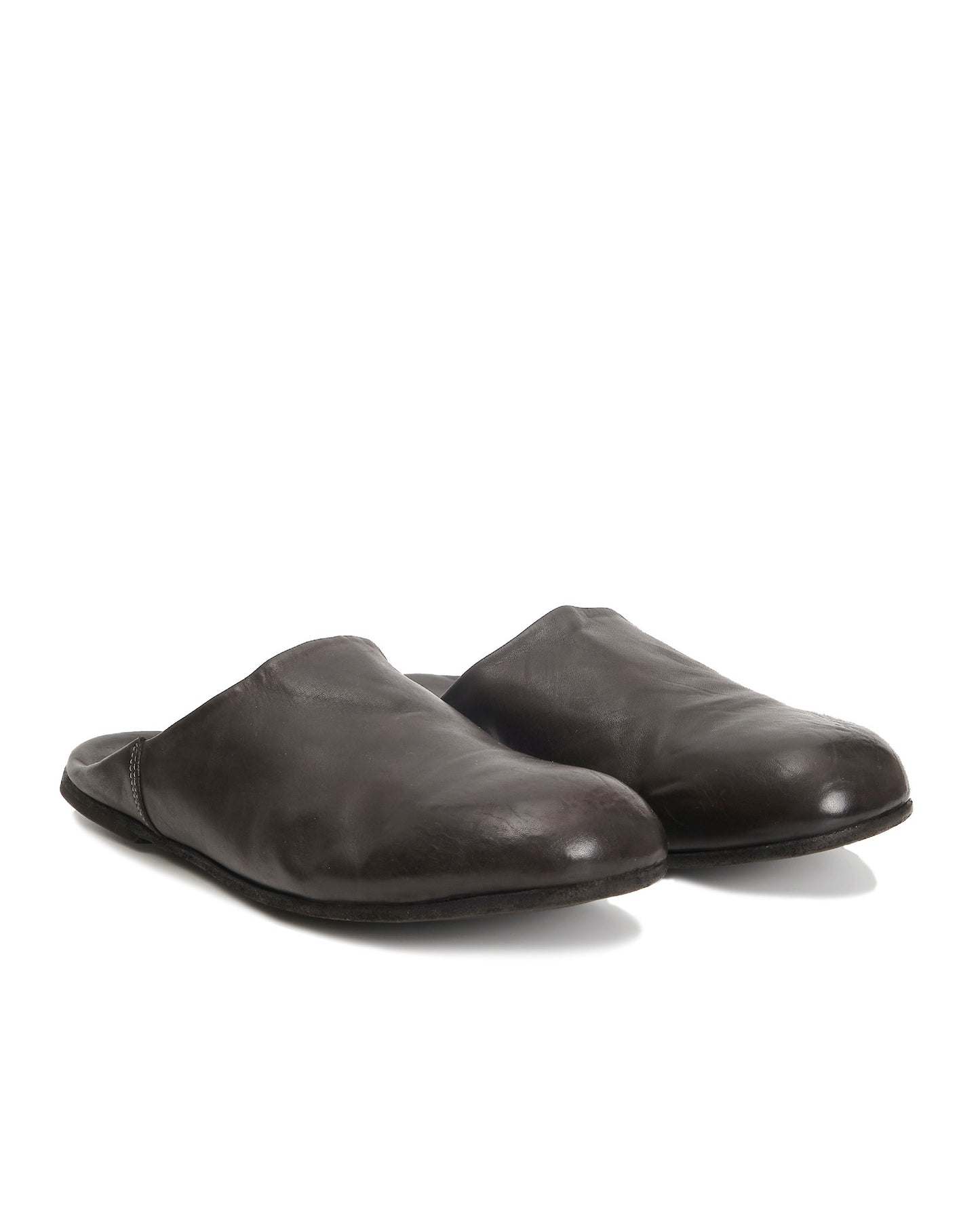 ROOM SHOES