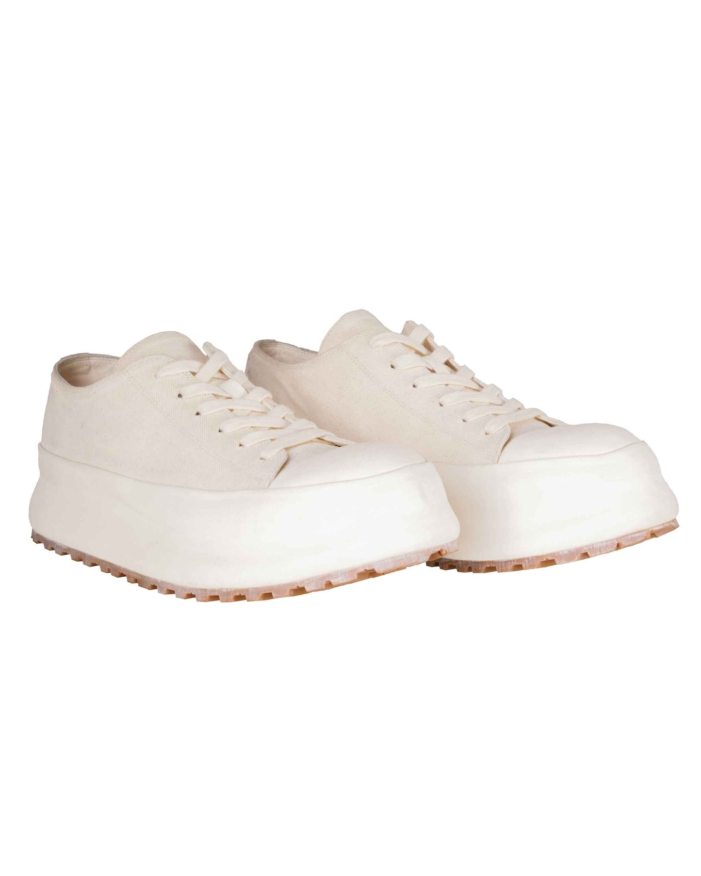 LOW TOP SNEAKERS