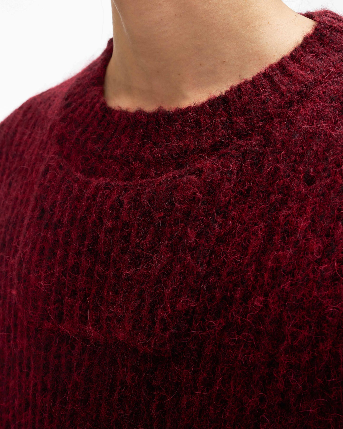 DIP KNIT SWEATER