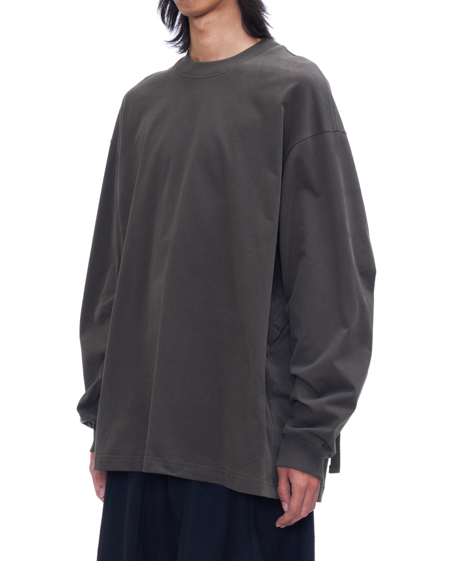 STRAPPED LONG SLEEVE T-SHIRT