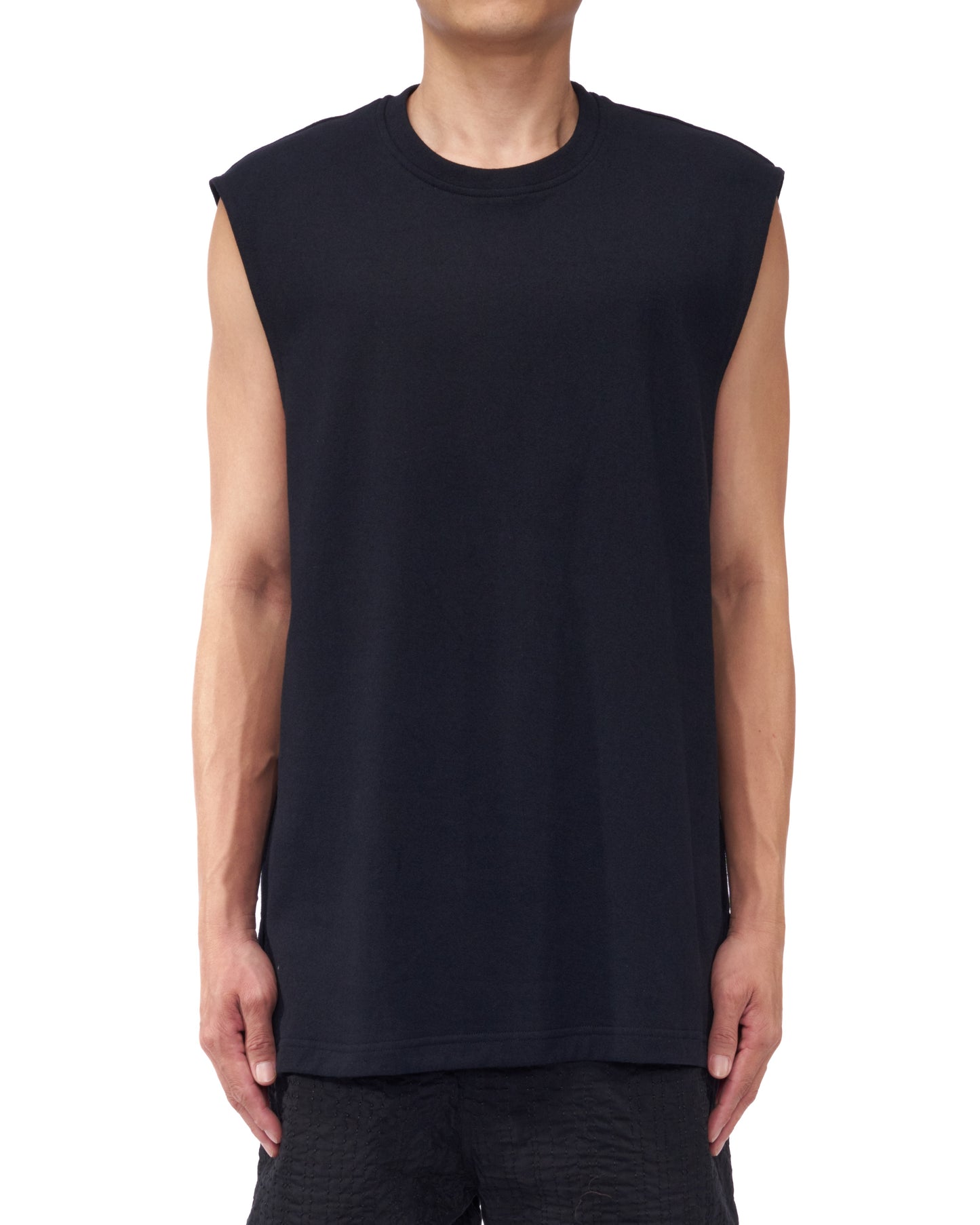 BOXY SLEEVELESS T-SHIRT
