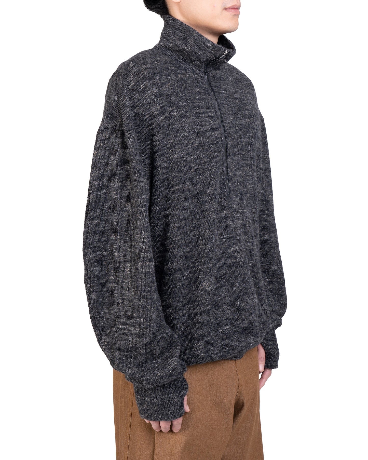 MOFF WOOL ZIP UP SWEATER