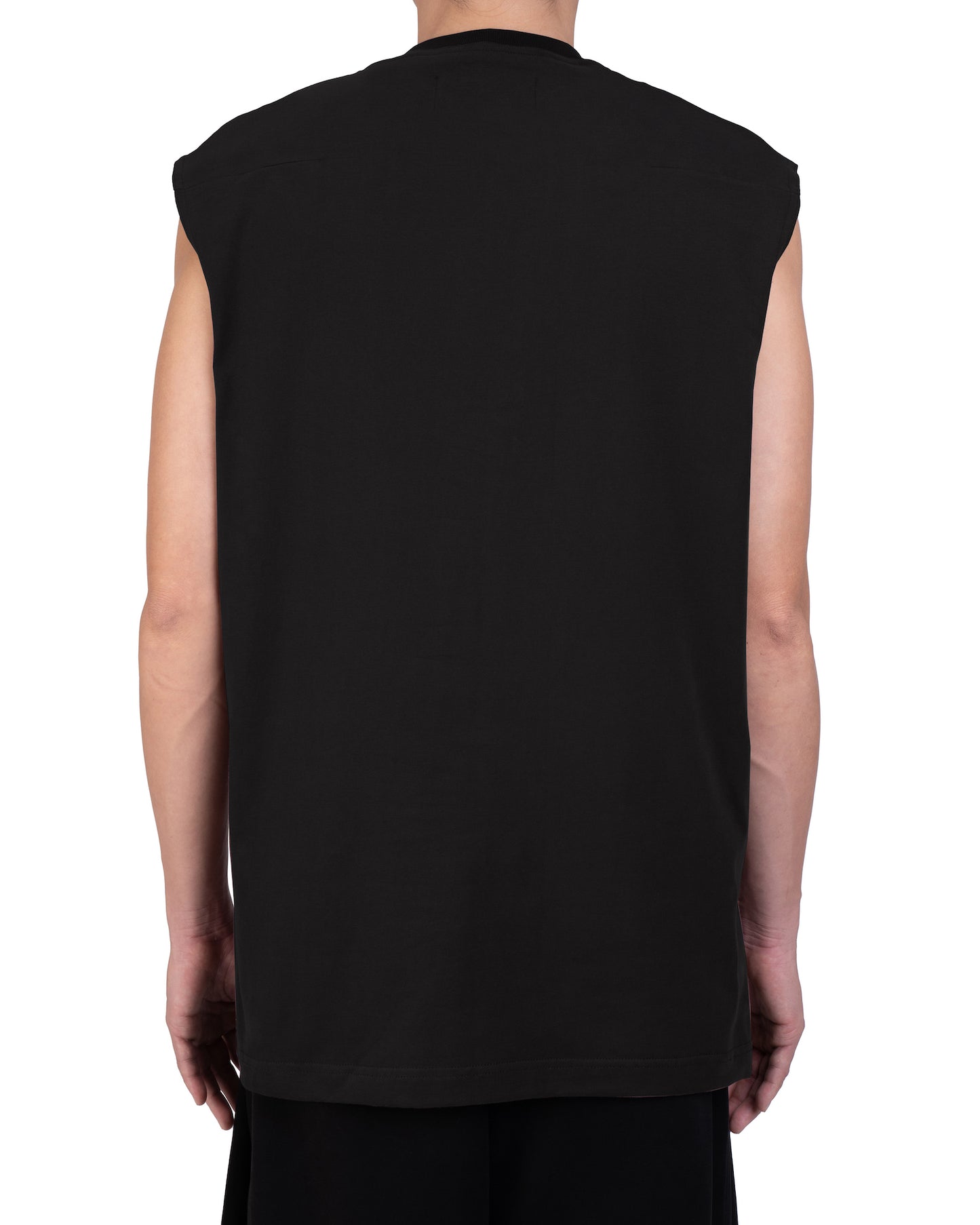 BOXY SLEEVELESS T-SHIRT