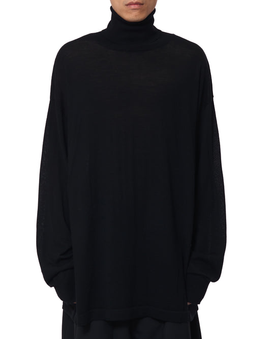 LIGHT FORM TURTLENECK