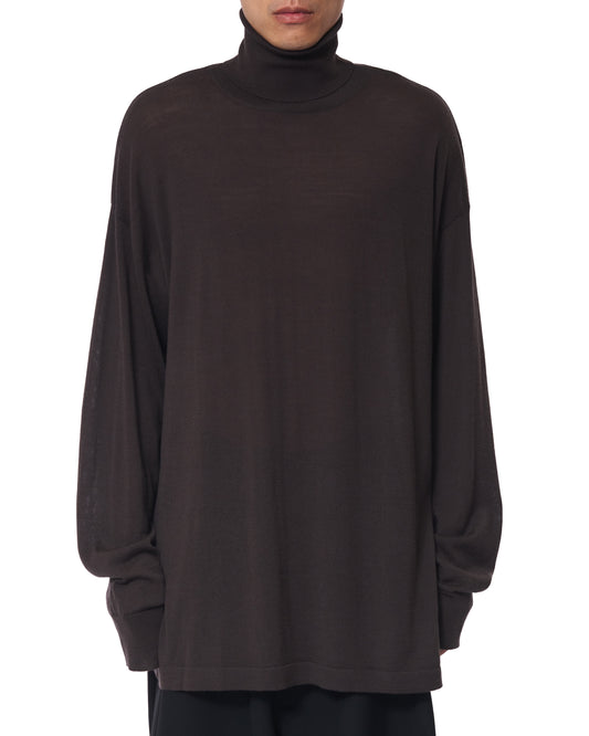 LIGHT FORM TURTLENECK