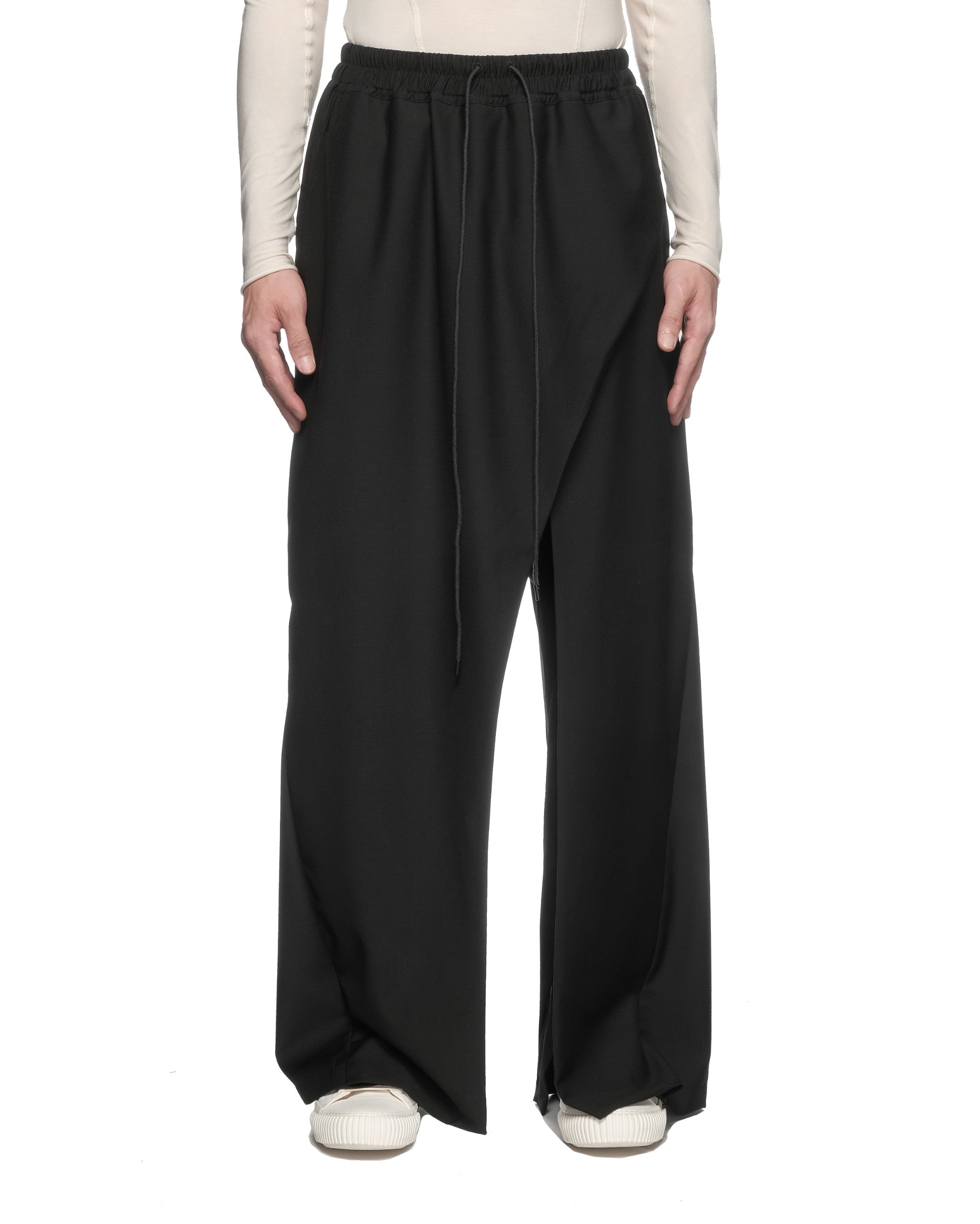 BLACK LAMELLA PANTS