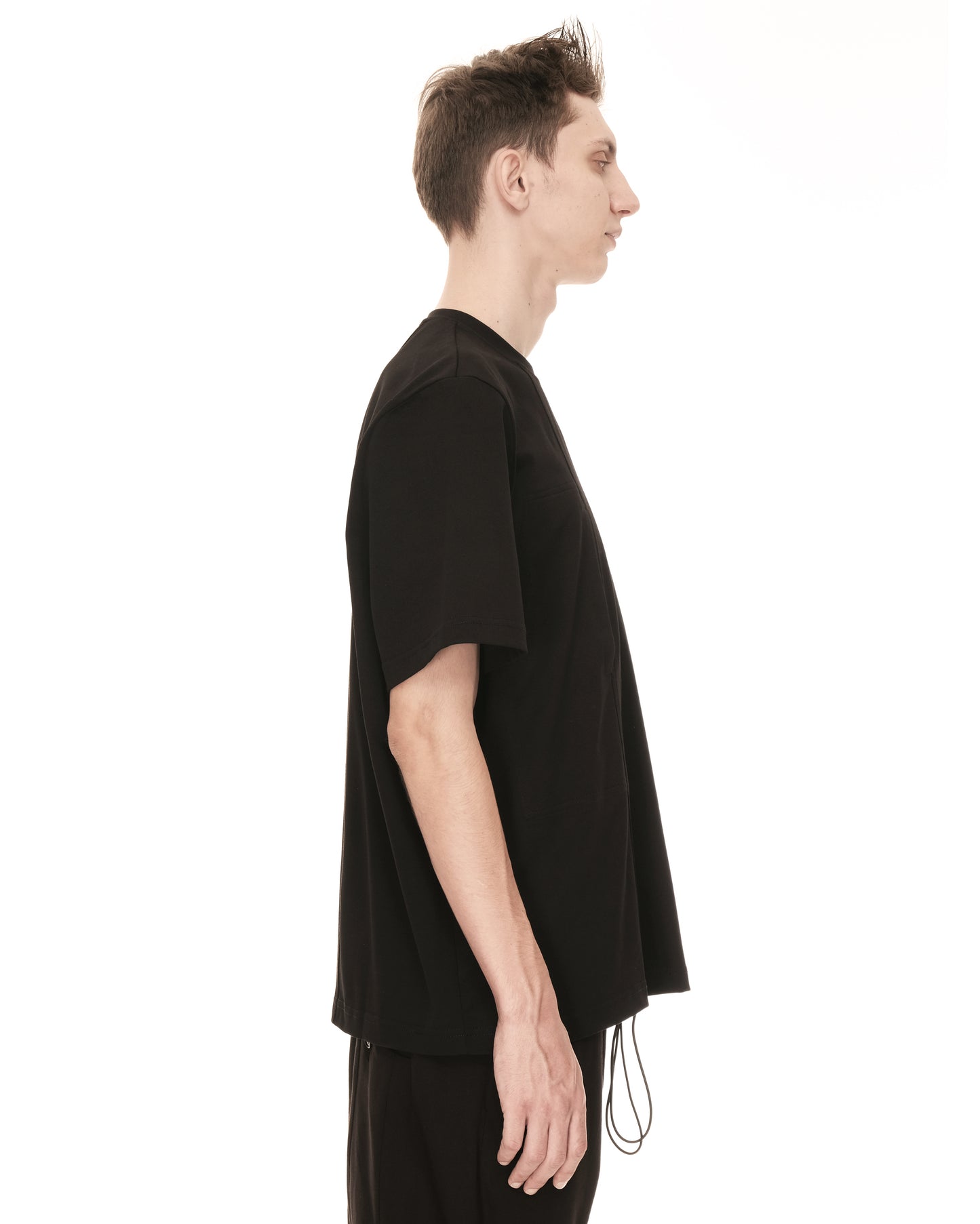 BLACK PATCH LOBNE POCKET T-SHIRT